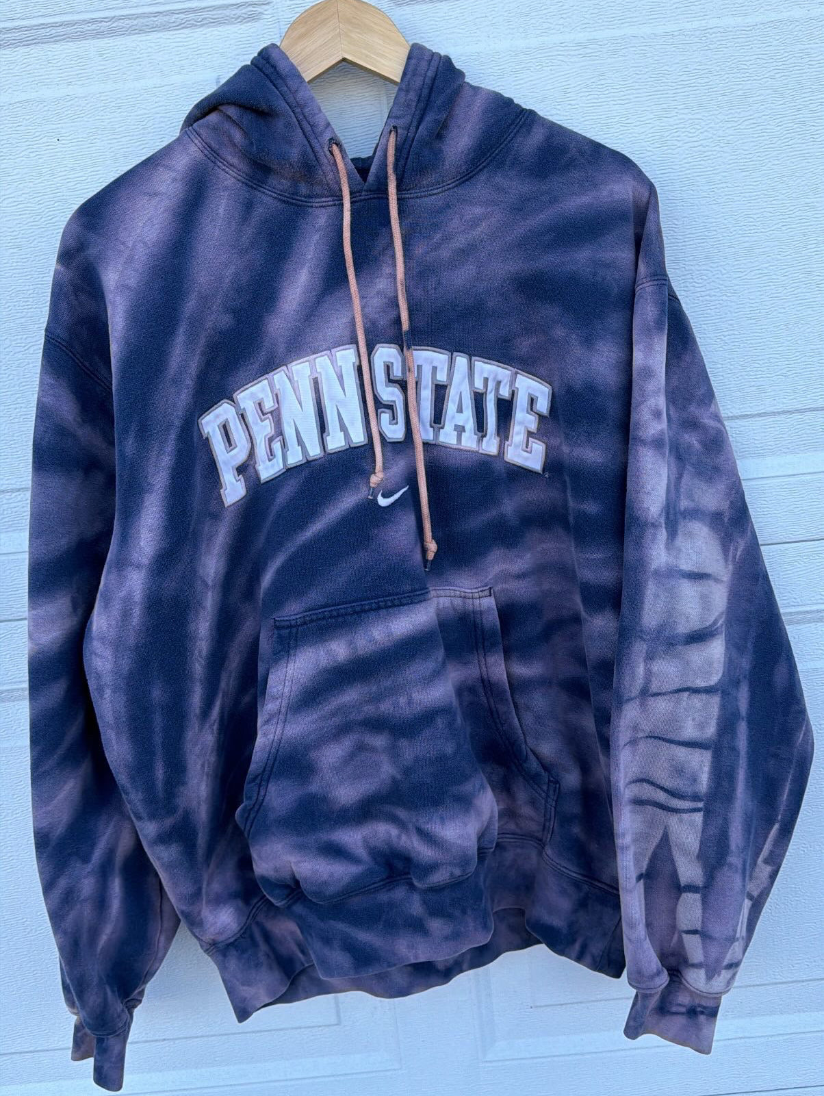 Penn State Nike Embroidered Bleach Dye Hoodie - M (Oversized)