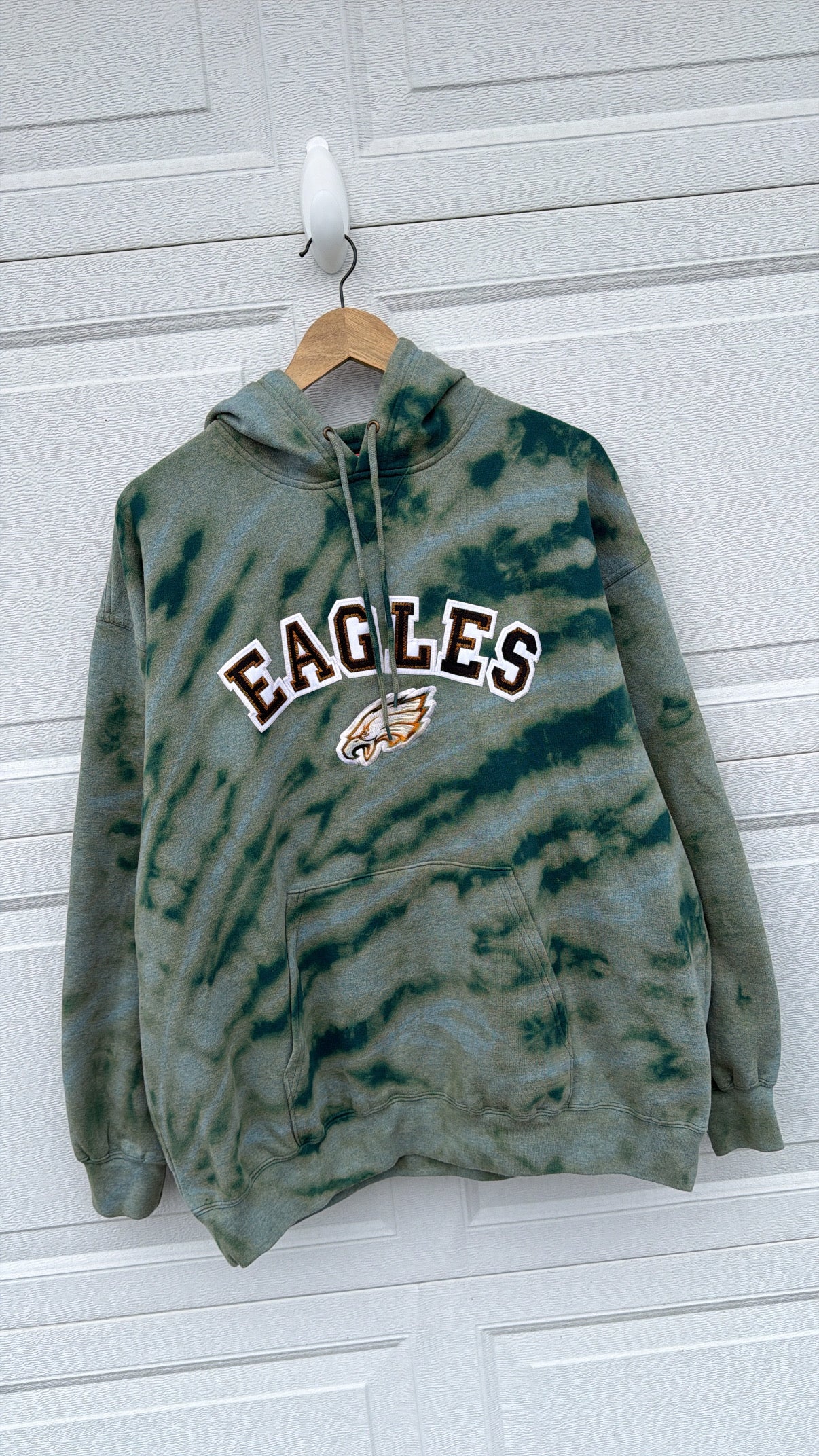 Eagles Embroidered Bleach Dye Hoodie - XL