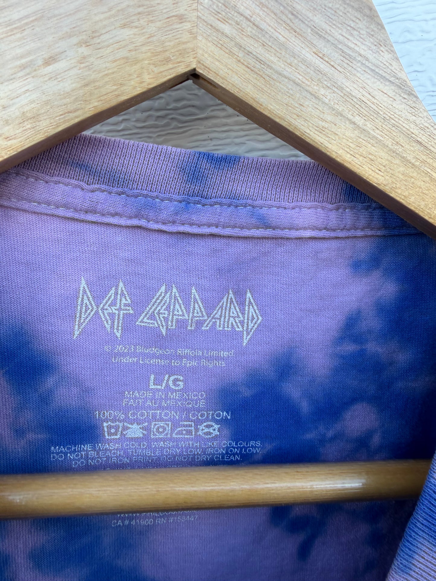 Def Leppard Animal Bleach Dye Tee - L