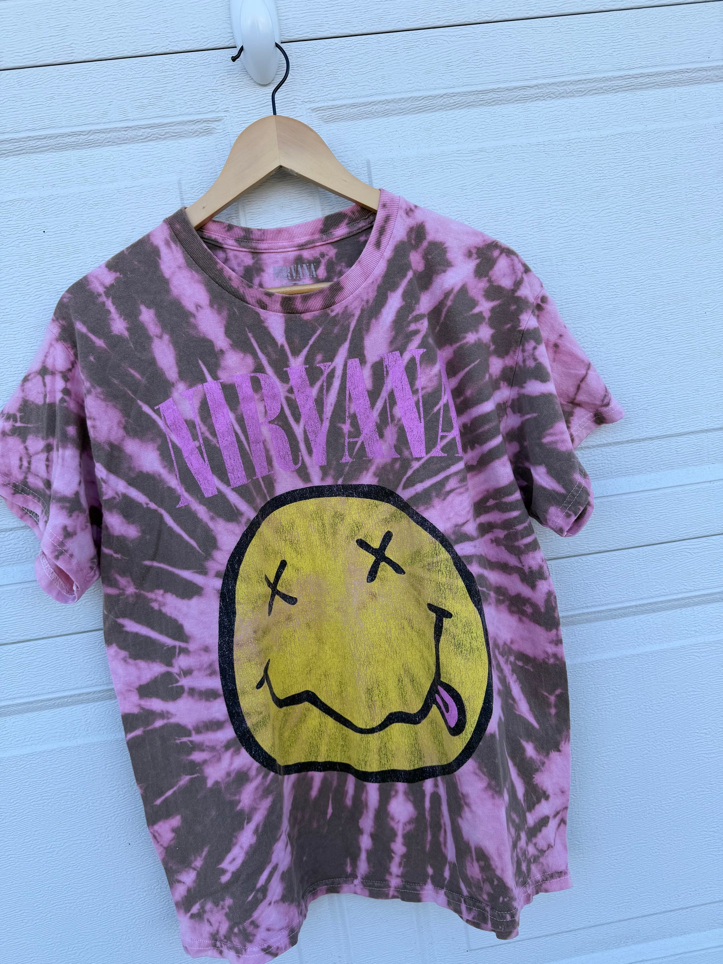Nirvana Smiley Bleach Dye Tee - L