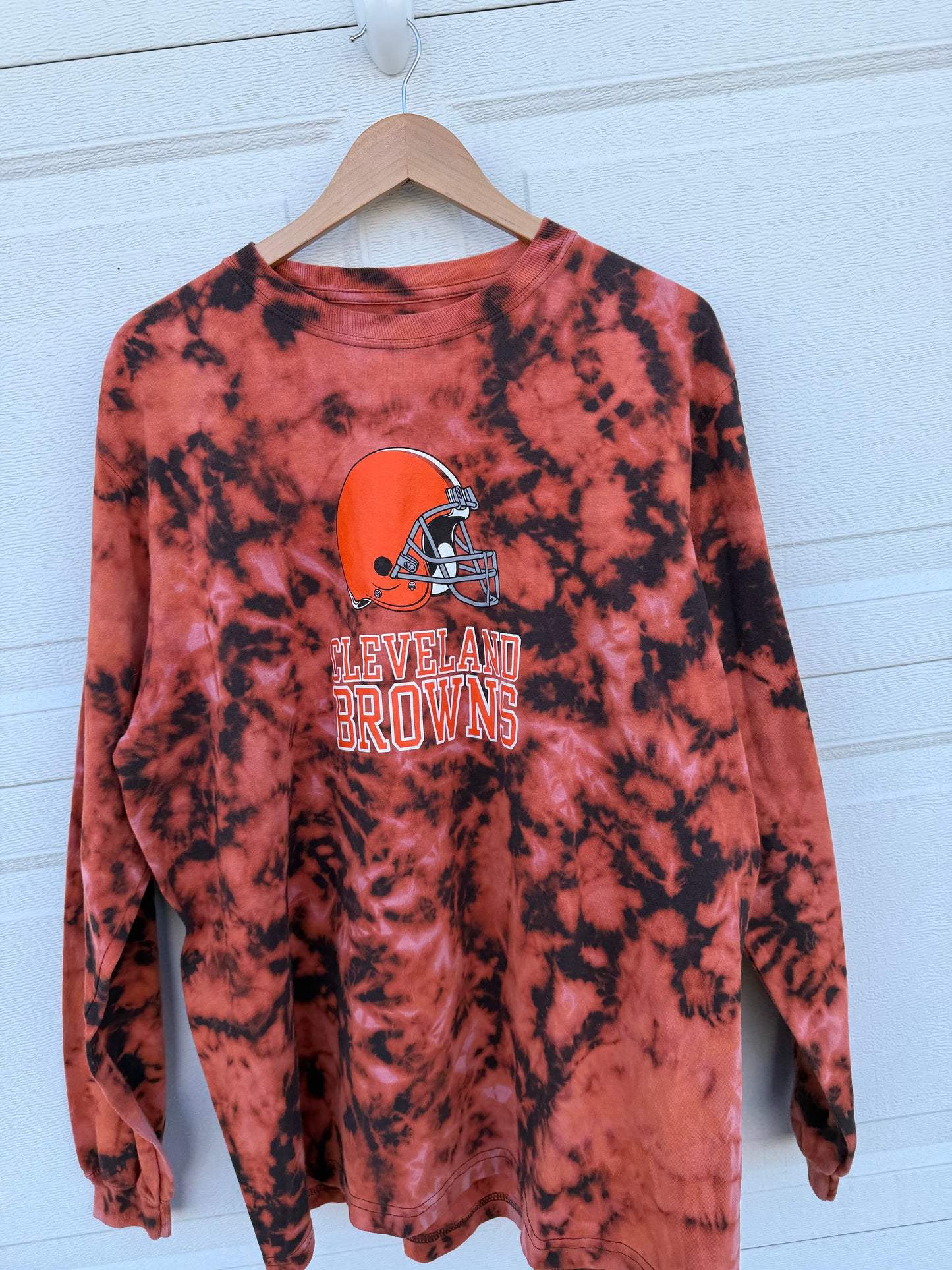 Cleveland Browns Bleach Dye Long Sleeve - XL