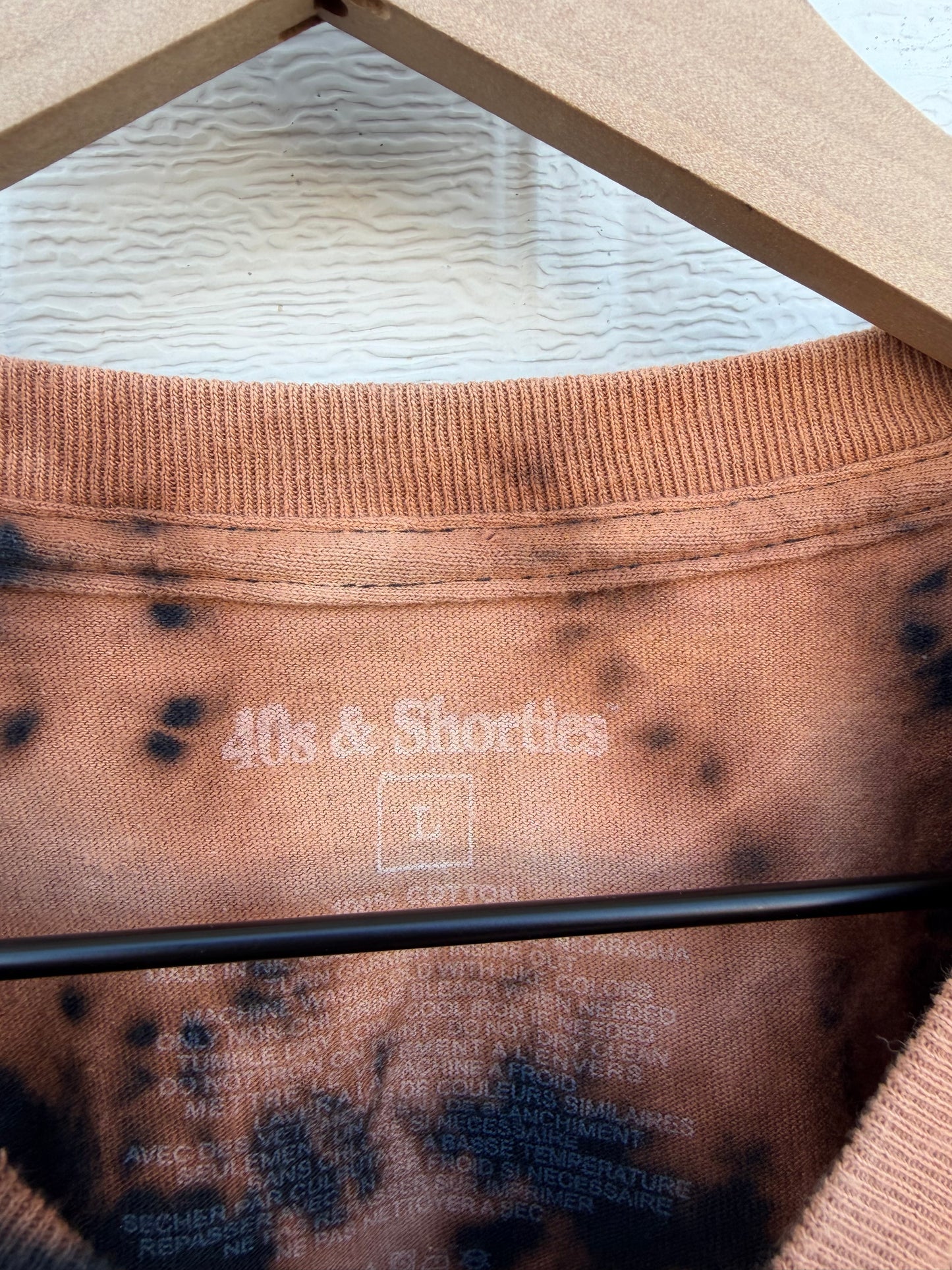 40s & Shorties Y2K Bleach Dye Tee - L