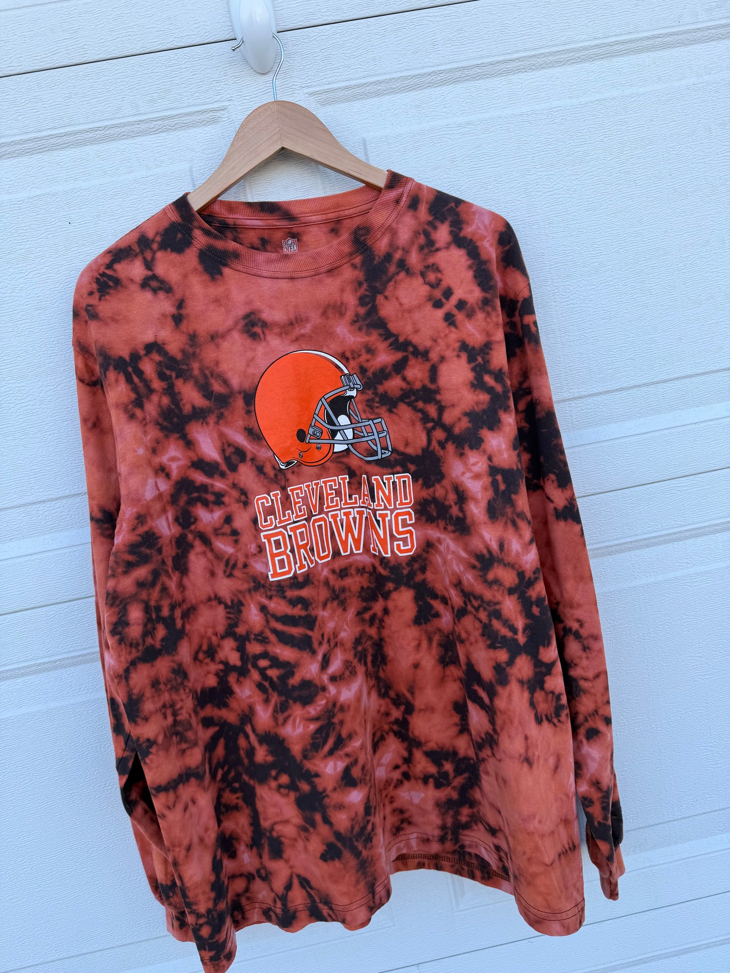 Cleveland Browns Bleach Dye Long Sleeve - XL