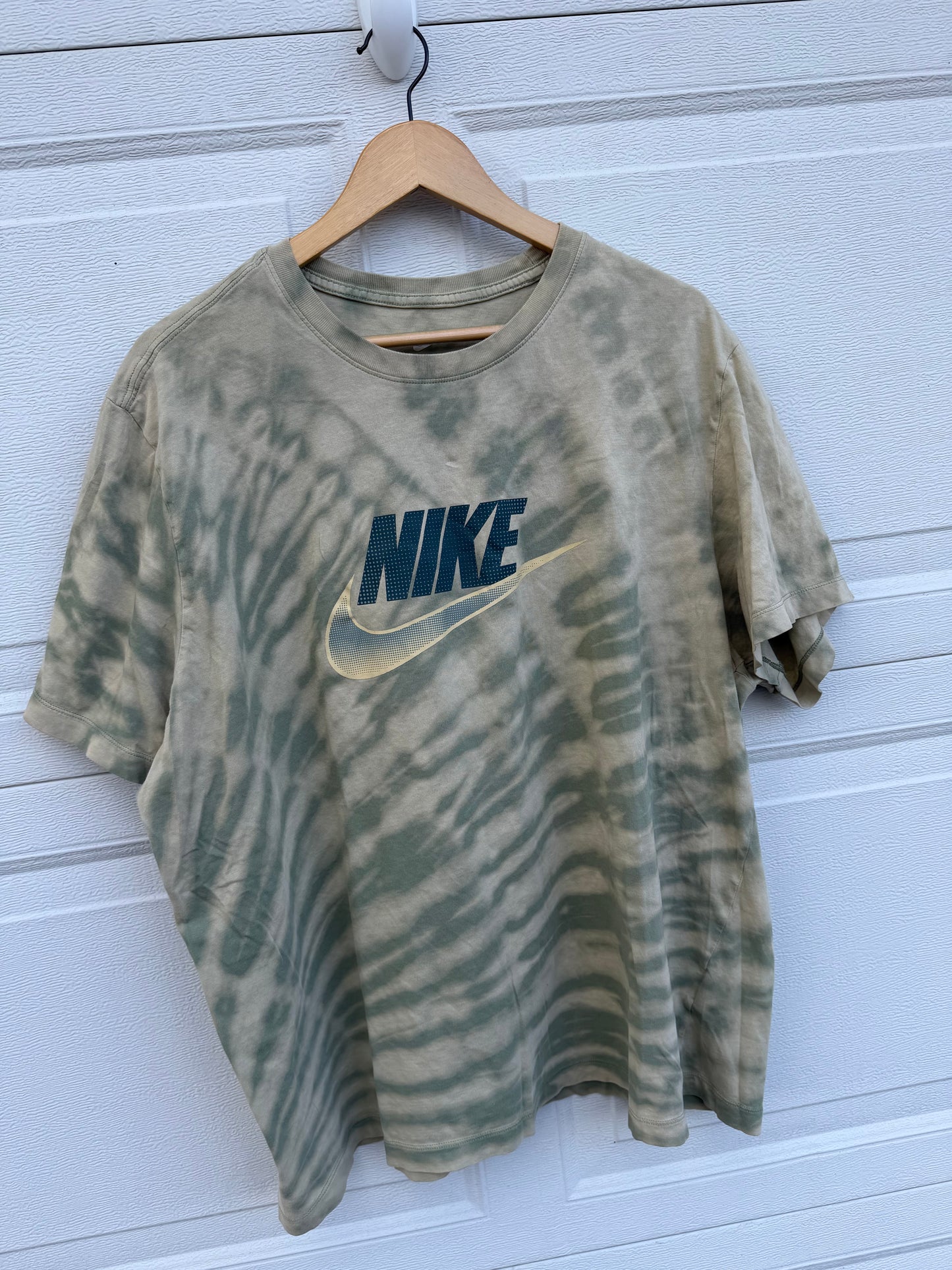 Nike Bleach Dye Tee - 3XL
