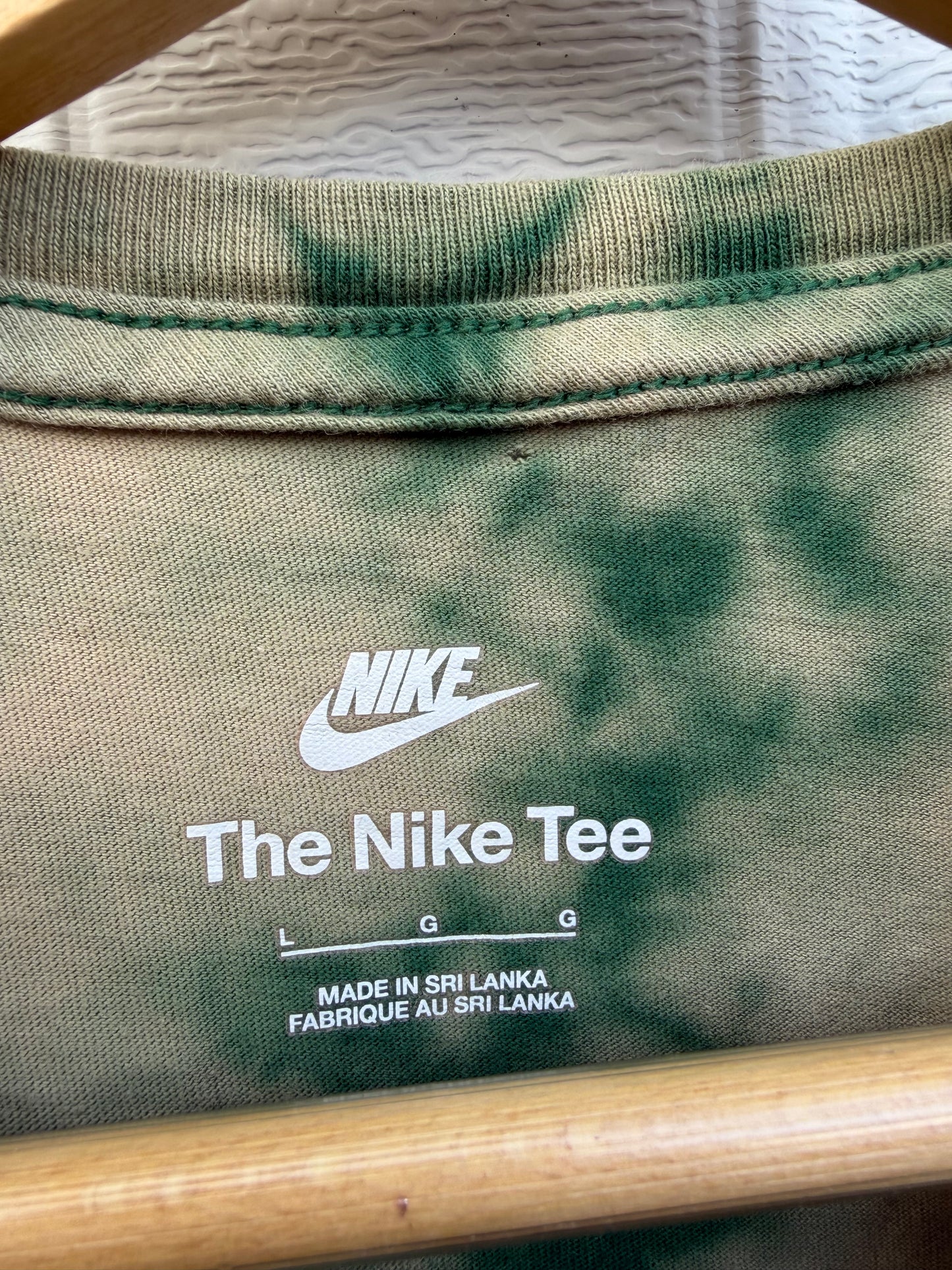 Nike Bleach Dye Tee - L