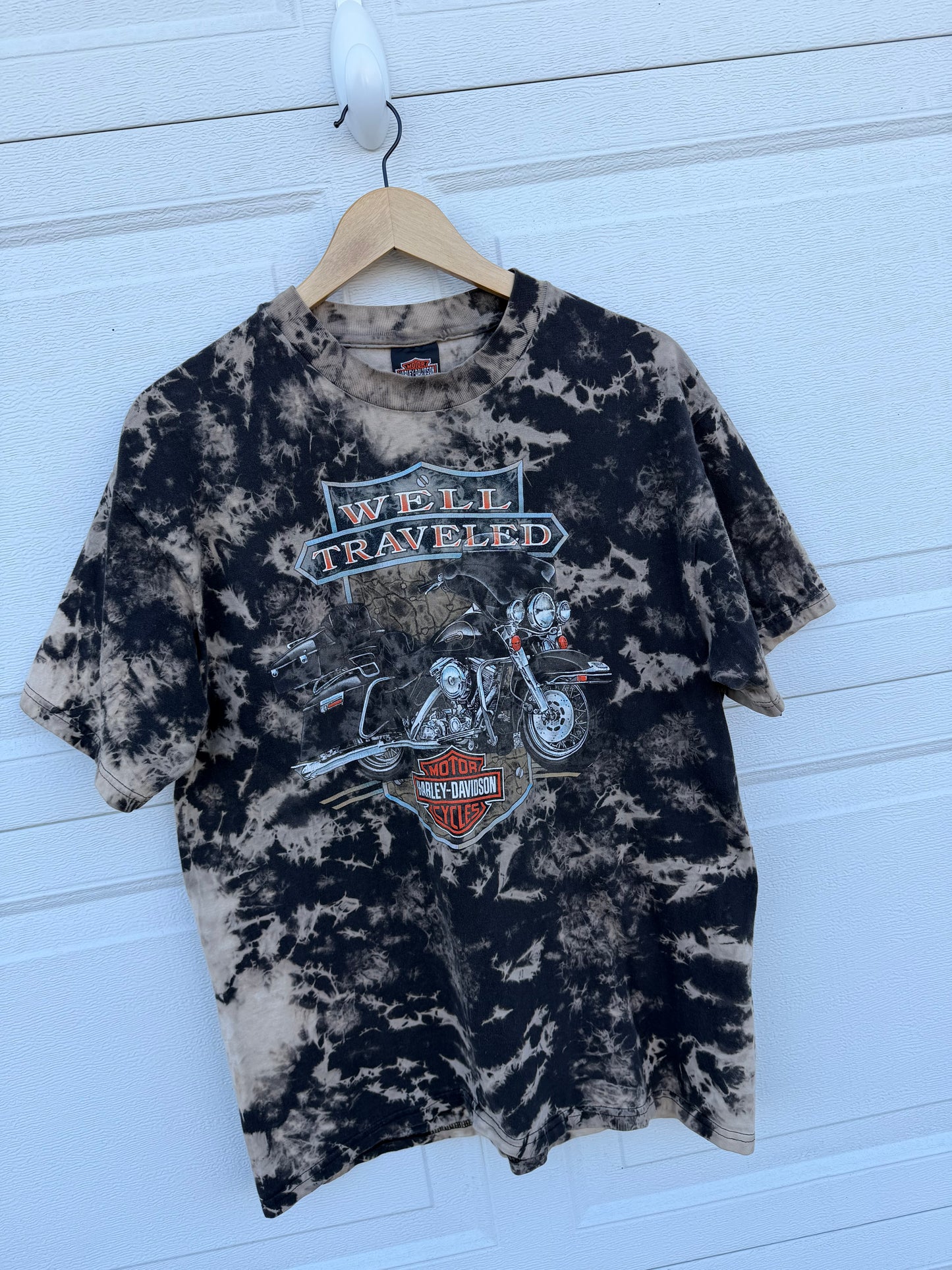 90s Harley 'Well Traveled' Bleach Dye Tee - L
