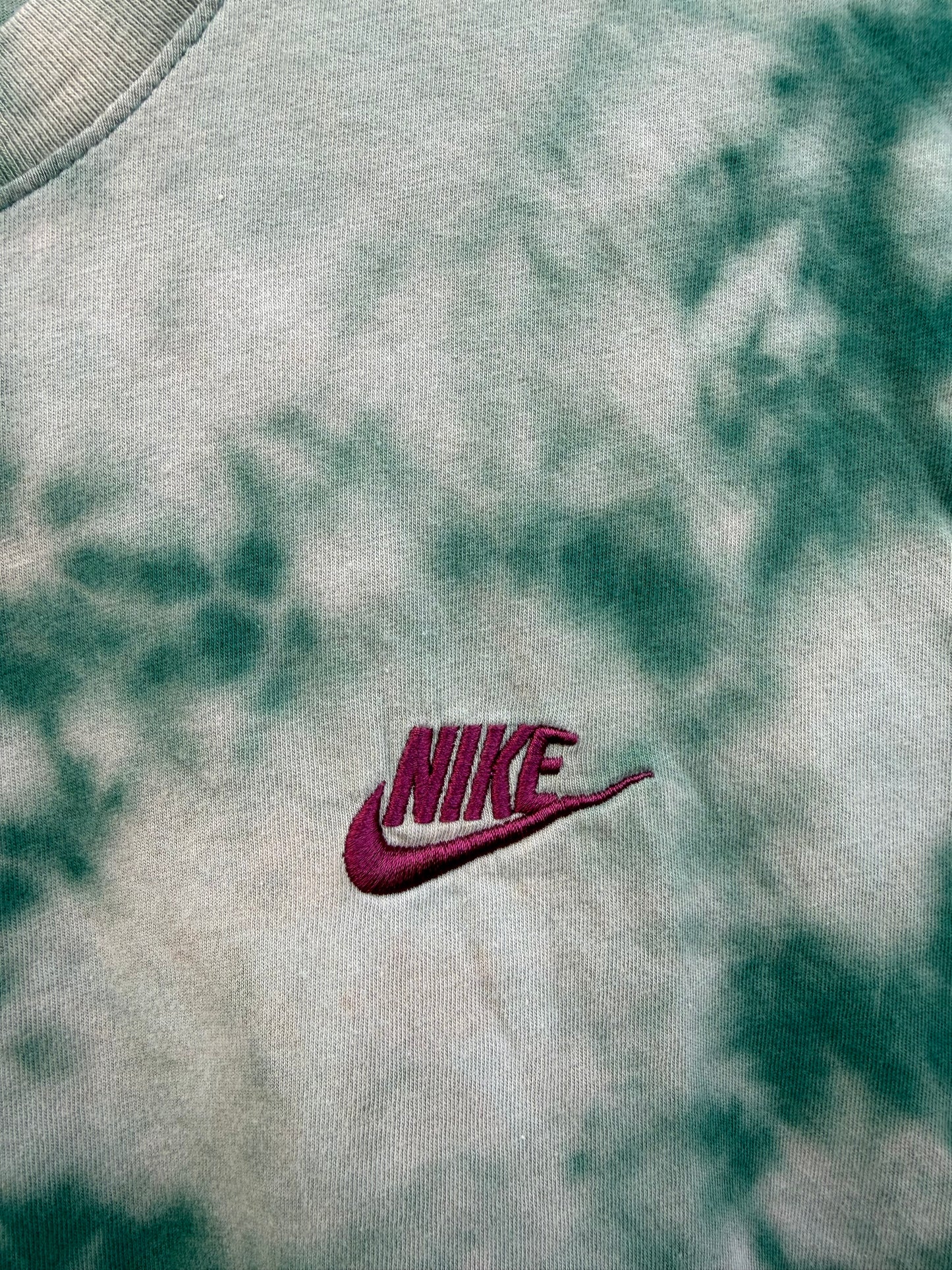 Nike Bleach Dye Tee - L