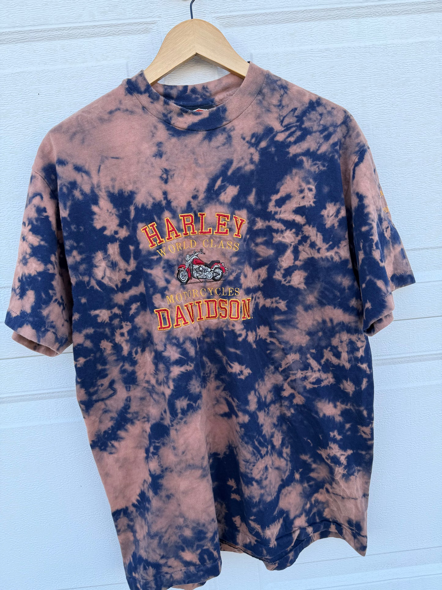 90s Harley Embroidered Bleach Dye Tee - L (Oversized)