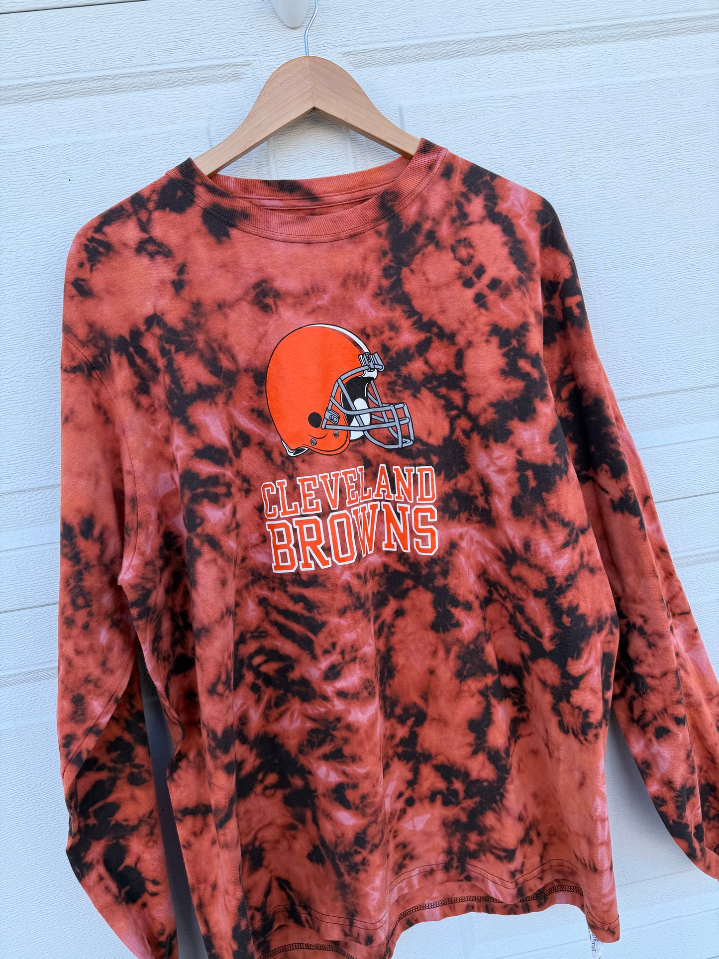 Cleveland Browns Bleach Dye Long Sleeve - XL
