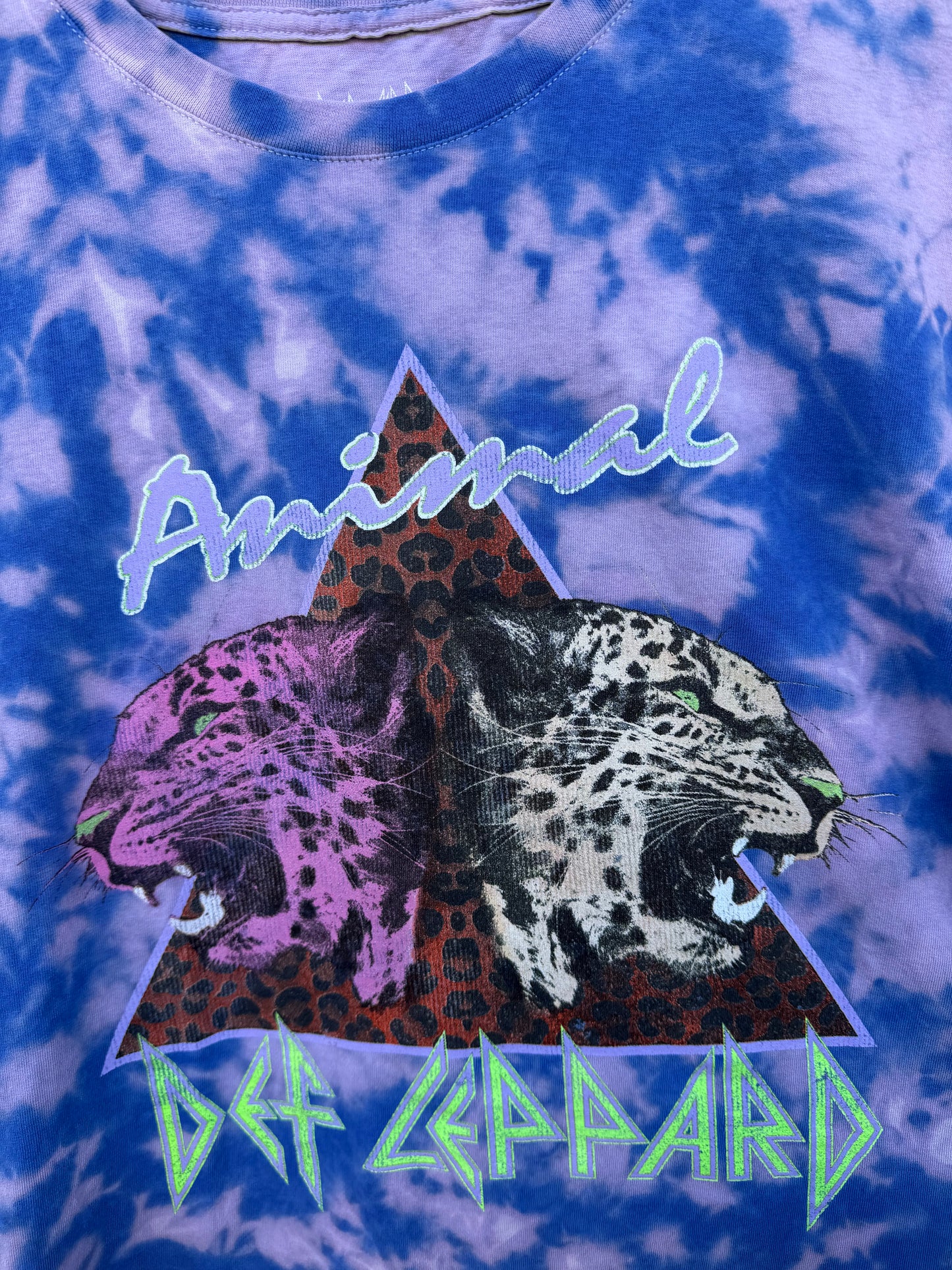 Def Leppard Animal Bleach Dye Tee - L