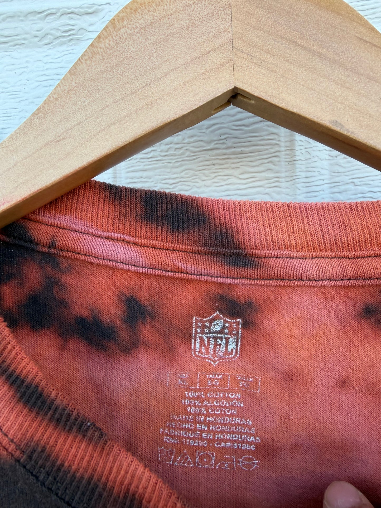 Cleveland Browns Bleach Dye Long Sleeve - XL