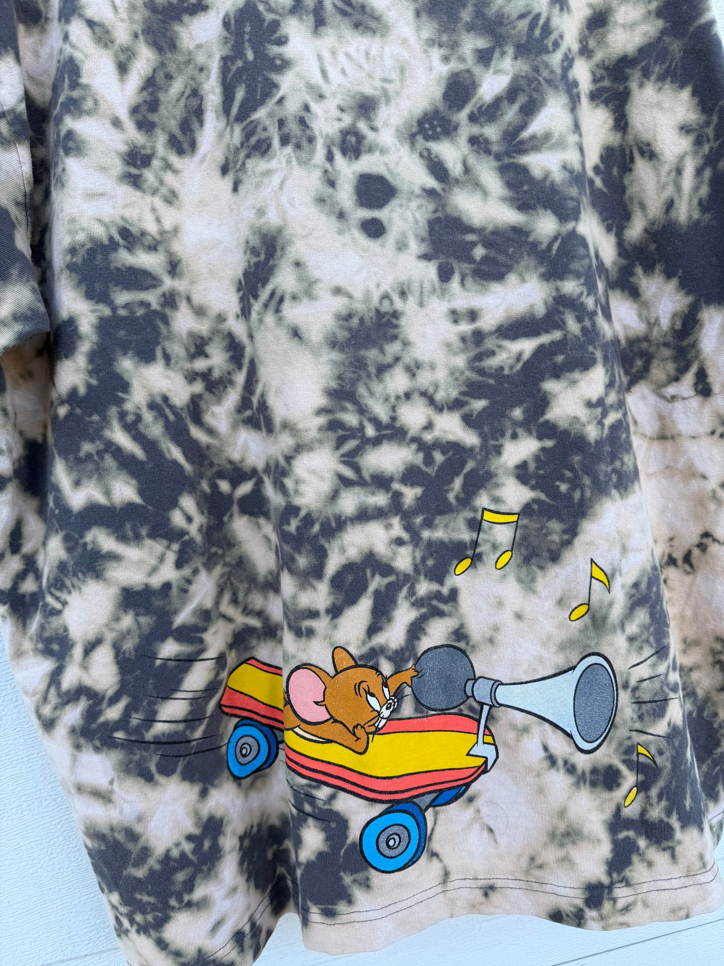 Tom & Jerry Bleach Dye Tee - XL