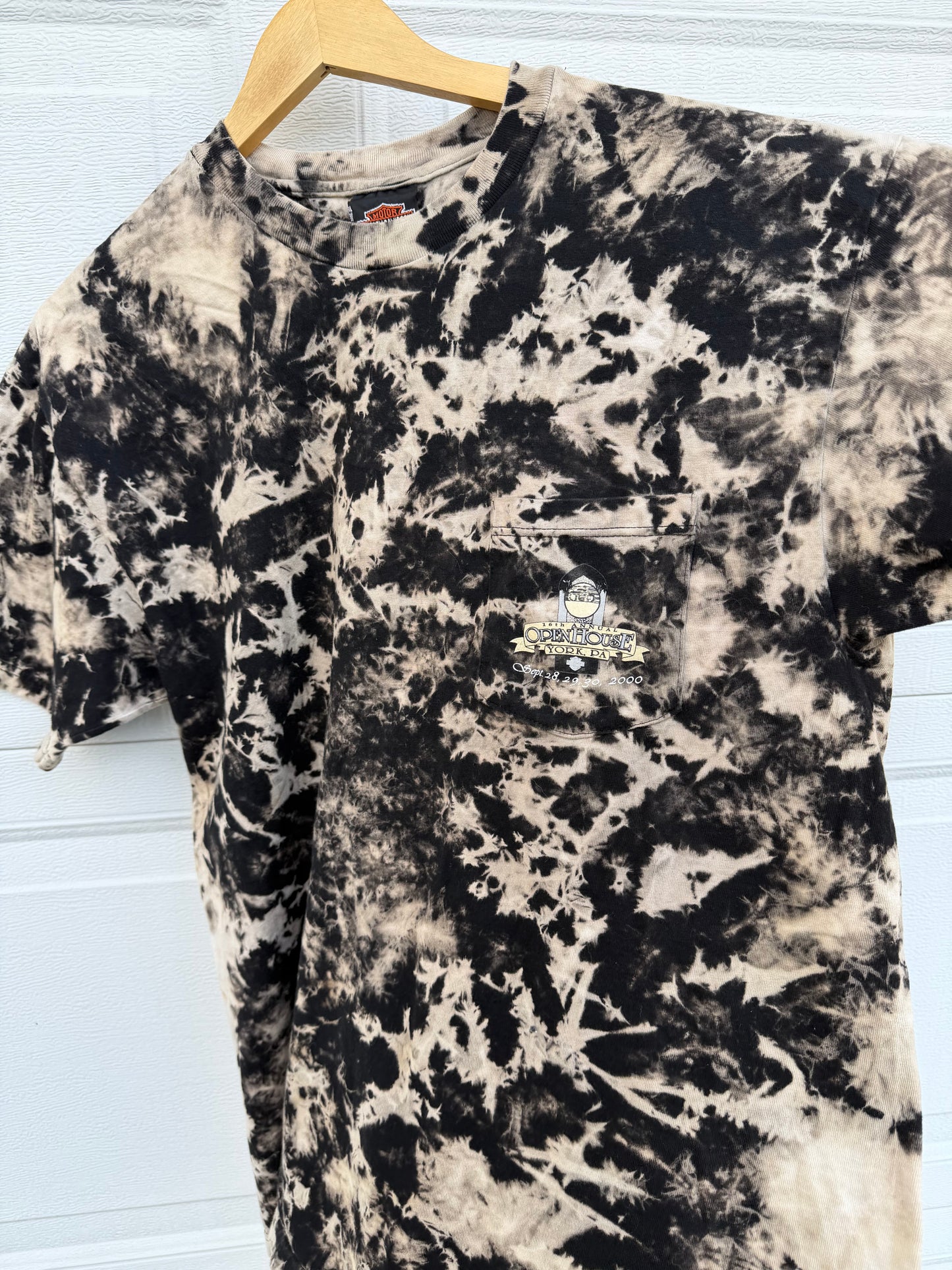 2000 Harley 'Deuce is Wild' Winning Hand Pocket Bleach Dye Tee - L